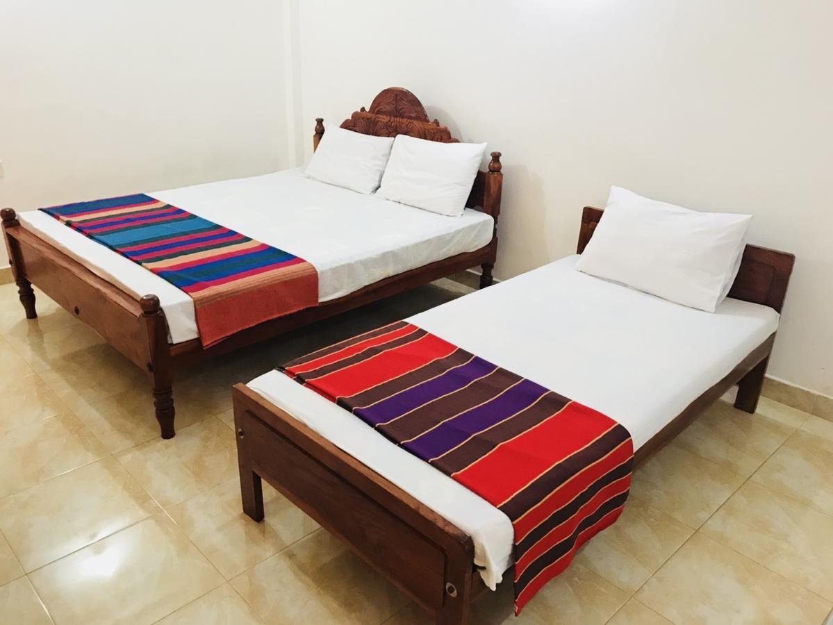 Emarald Holiday Homes Anuradhapura Exterior foto