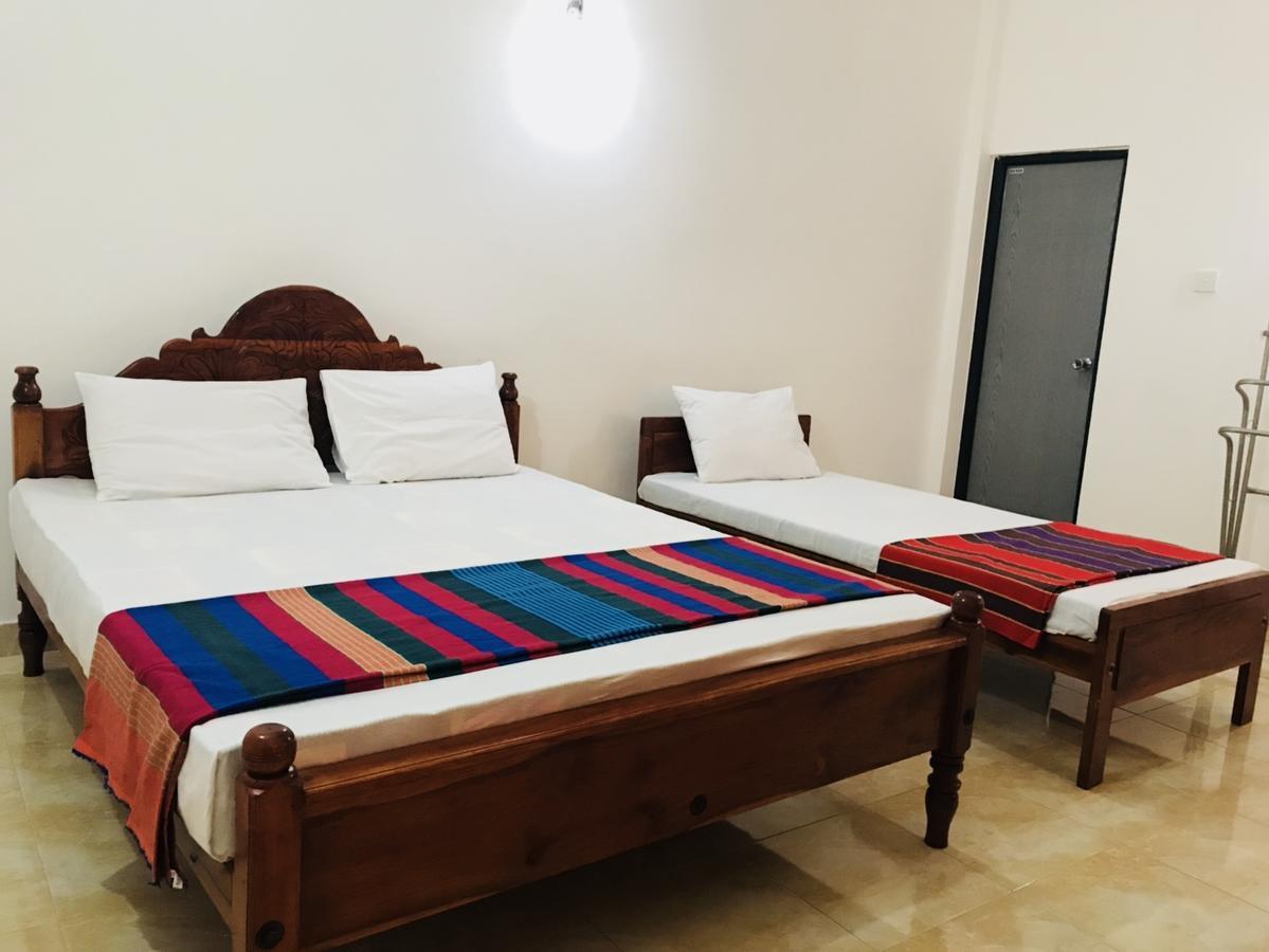 Emarald Holiday Homes Anuradhapura Exterior foto